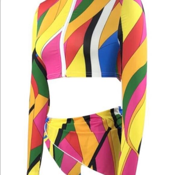 Cute 3 Piece Bikini Set - Picture 7 of 10